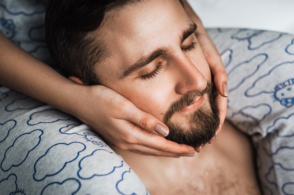 How does a hair transplant work
