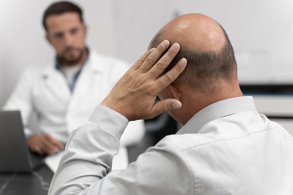 Find Out the Cause of Your Bald Crown and The Solutions to Treat It